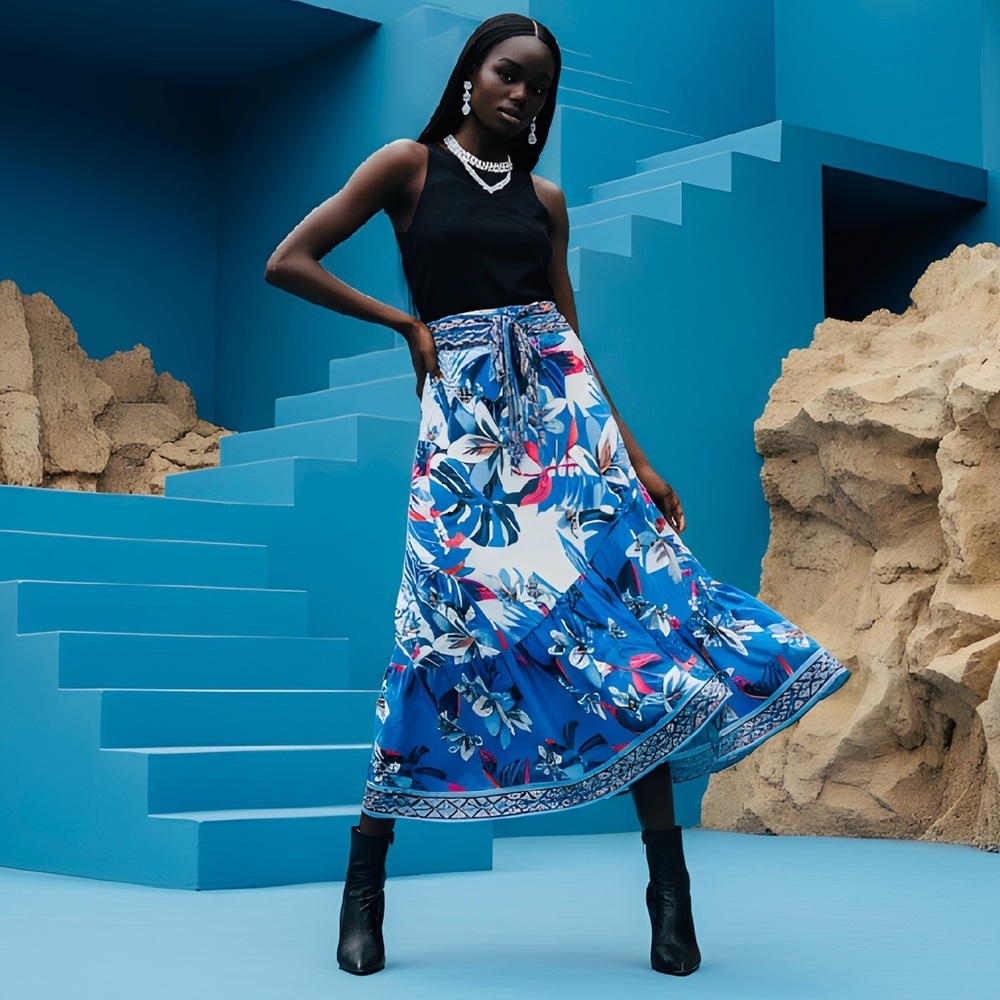 EUC Flying Tomato SZ S Blue/white/red/black floral full wrap skirt/waist 26”-30”